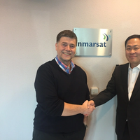 Ronald Spithout, President, Inmarsat Maritime and Eric Sung, President & CEO, Intellian (Photo: Inmarsat)