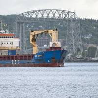 Arrival of the BBC Peter Roenna in the harbor this morning (Duluth’s Aerial Lift Bridge in background)