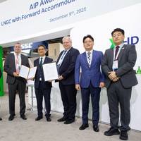 At the AiP handover at Gastech 2025 (from left): Jae Hun Lim, DNV, Sung Ho Shin, DNV, Jung Sik Kim, LISCR, Thomas Klenum, EVP, LISCR, Hongryeul Ryu, CTO of HD HHI, Vidar Dolonen, Regional Manager, DNV, Chul Young Kang, DNV, Tae Kyung Im, LISCR. © DNV