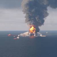 Deepwater Horizon Accident: Photo credit USCG