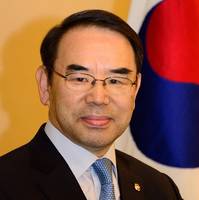 Dr. B. S. Park ( Photo: Korean Register)