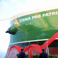 During the unveiling of the vessel name, Dr. the Honourable Keith Rowley, Prime Minister of Trinidad and Tobago, Mr. David Cassidy, Chief Executive of Proman, Mr Erik Hånell, President & CEO Stena Bulk AB and Mrs. Cassandra Patrick, Godmother of the vessel look on - ©Proman Stena Bulk 