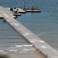 File photo: A temporary floating pier built by U.S. armed forces in South Korea as part of an exercise in 2015 (Photo: Maricris McLane U.S. Army)