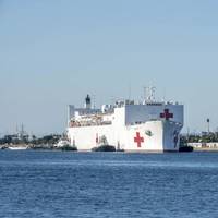 File photo: Military Sealift Command hospital ship USNS Mercy (T-AH 19) arrives in Los Angeles in March 2020, in support of the nation’s COVID-19 response efforts. (Photo: David Mora Jr. / U.S. Navy)