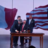 Fincantieri, leader in cruise ship design and construction, and Carnival Corporation & plc, the world’s largest cruise company, have finalized the contracts for the construction of five next-generation passenger ships.