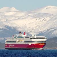"Fjord Line's cruise ferry Stavangerfjord was the vessel receiving Coralius' bunker number 200"; photographer: Geir Einarsen.