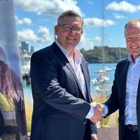 From left, L David Phillips, Chief Operating Officer, Svitzer Australia and to the right Paul Gilkison, Area Sales Manager, Kongsberg Digital (Photo: Kongsberg Digital)