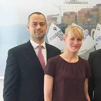 (From left to right): AndrĂ© Grabow (DNV GL), Madeleine Engelhardt, Dietmar Thiem, Nicole Ritter (all CPO Container), Jens-C. Ketels (CPO Crewing), Alisa Ban-RodiÄ (DNV GL), Björn-Hendrik Salecker (CPO Tanker and Bulker). Photo: DNV GL