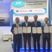 From left to right: CHOI Geum-sik (CEO of Sunbo Industries),
JANG Yoon-keun (CEO of K Shipbuilding), LEE Hyungchul (Chairman & CEO of KR),

BAEK Jeongho (Chairman of Dongsung Chemical), CHOE Yong-seok (CEO of Dongsung Finetec)