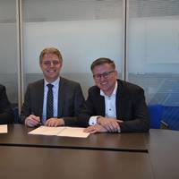 From left to right: Wil Versteijnen (BTT), Emile Hoogsteden (Port of Rotterdam) and Luc Smits (CCT). Photo: Port of Rotterdam Authority