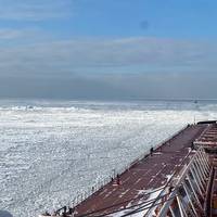 Great Lakes bulk carrier underway (c) LCA