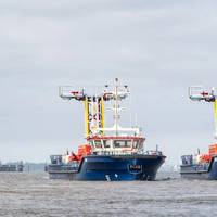 Hamburg Fire Fighting Vessels Dresden and Prag sport diesel-electric hybrid propulsion and battery systems from EST-Floattech. Photo courtesy EST Floattech