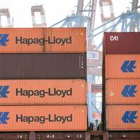 Hapag-Lloyd on Monday welcomed an agreement between the United States and China to temporarily slash reciprocal tariffs. Credit: Adobe Stock/Agata Kadar