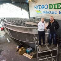 Hydro Diesel's Alan Priddy with Maktec Marine's Mark Cornforth with Excalibur boat under construction (Photo: Maktec Marine)