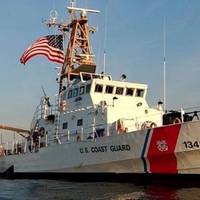 Image from The official U.S. Coast Guard NYC and Tri-State area Twitter account.