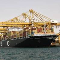 Jebel Ali Port Handles Simultaneous Visits by Mega Ships