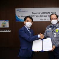 Jin-Tae Lee, LR’s Marine and Offshore President for North East Asia awarded AiP certificate to Odin Kwon, CTO of DSME, Executive Vice President. (Photo: Lloyd's Register)