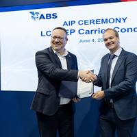 (L to R): Patrick Ryan, ABS Senior Vice President and Chief Technology Officer with Oliver Hagen-Smith, CEO at KNCC, at the Nor-Shipping maritime trade fair in Oslo.