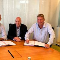 Left to right: John Burgstra, Andreas Drenthen and Leo Faasse (Photo: Global Transport Solutions)