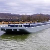 Maritime Partners launched the first of its new barges featuring coating systems from Sherwin-Williams in an inland waterway where it was ready to be put to work hauling commodities.