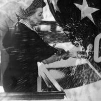 Mrs. R. Anderson christens the George Washington (SSBN-598) at Electric Boat Division of General Dynamics on June 9, 1959 (Photo: Vallejo Naval & Historical Museum)