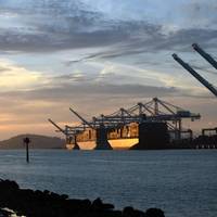 Port of Oakland (c) Chris Hinkley / Adobestock