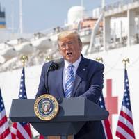 President Donald J. Trump delivers remarks at Naval Station Norfolk, March 28 during his visit to see off the Military Sealift Command hospital ship USNS Comfort (T-AH-20). (U.S. Navy photo by Mike DiMestico)