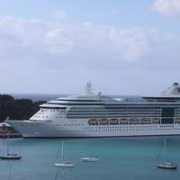 ​Radiance of the Seas pictured before the contact. (Source: NTSB)​
