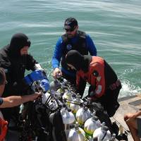 Robert J. Walker wreck investigations: Photo courtesy of NOAA