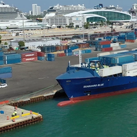 Seaboard Marine's newly acquired LNG dual fuel containership Seaboard Blue was bunkered with LNG at PortMiami. (Photo: Seaboard Marine)
