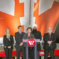 Seaspan Celebrates Signing of NSS Contracts (Image: Seaspan)
