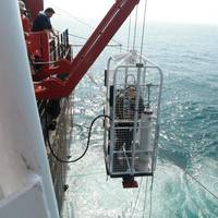 Sterling Global Operations diver preparing to descend to wreck of VLCC Amuriyah to check for unexploded ordnance. (Photo: Sterling Global Operations)