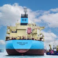 ECOsubsea's sustainable hull-cleaning service vessel alongside the products tanker Maersk Callao in the Singapore anchorage. Image courtesy ECOsubsea