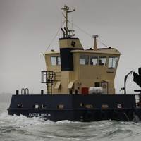 Svitzer Merlin is a twin screw, pontoon style, shallow draft work vessel built by Southampton Marine Services for Svitzer (Photo: Southampton Marine Services)