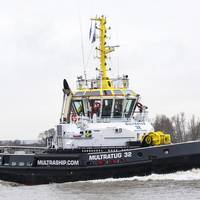 MAASKANT-CARROUSEL-RAVE-TUG Photo Robert Allen Ltd