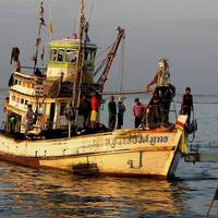Thai Deepsea Fishing Boat: Photo credit CCL attributed to 'SeaDave'
