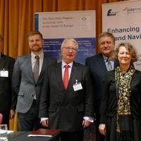 The panellists stressed the need of developing one strong voice for inland navigation in Europe. From left Gunnar Platz, Jukka Hasu, Roland Hörner, Sławomir Kopyść, Karin de Schepper and Stefan Breitenbach Photo Port of Hamburg