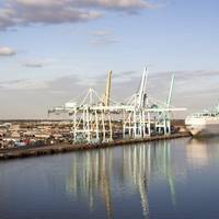 The port of Jacksonville could become a key LNG bunkering center in the United States. (Credit: Ramunas Bruzas)