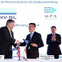 The signing ceremony took place at the DNV GL 150th anniversary celebrations, in the presence of Mr Lui Tuck Yew, Singapore’s Minister for Transport and Mr Borge Brende, Norway’s Minister of Foreign Affairs.