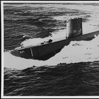 USS NAUTILUS (SSN-571) (Photo: National Archives)