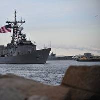 USS Taylor (U.S. Navy photo: Marcus L. Stanley)