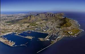 Cape Town South Africa Peninsula and Port (Photo: Alain Proust, SA)