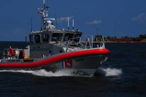 File photo: A Coast Guard Station Grand Isle 45-foot Response Boat - Medium (U.S. Coast Guard photo by Bill Colclough)