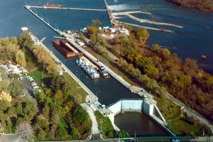 Starved Rock Lock, ACE Rock Island District (Credit: USACE)