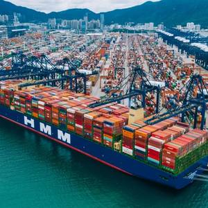 HMM Orders Twelve 13,000 TEU Container Ships from DSME, HHI