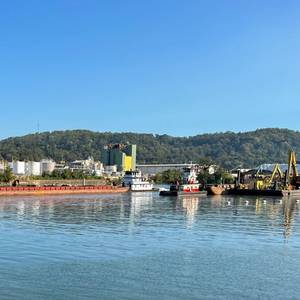 USACE Opens Channel for Commercial Navigation at Monongahela River Locks and Dam 3