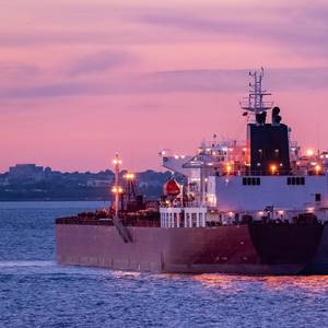 Biden Bans Russian-linked Ships from US Ports