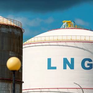 US LNG Export Permit Applications Back on Table under Trump’s Order