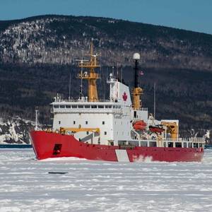 Canadian Shipbuilders Look Locally to Win US Icebreaker Contracts