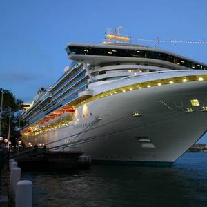 Australia to Lift Entry Ban for Cruise Ships After Two Years